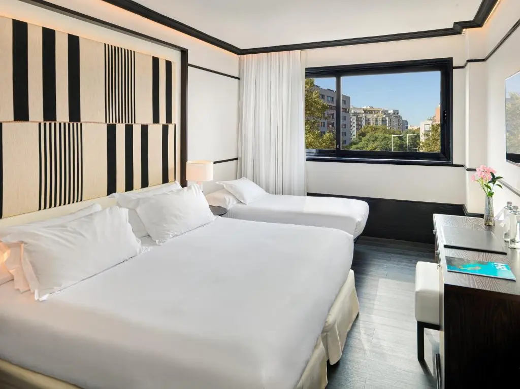 H10-MARINA-BARCELONA-Bedroom