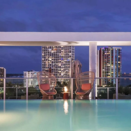 Novotel-Miami-Brickell-_8-450x450-1