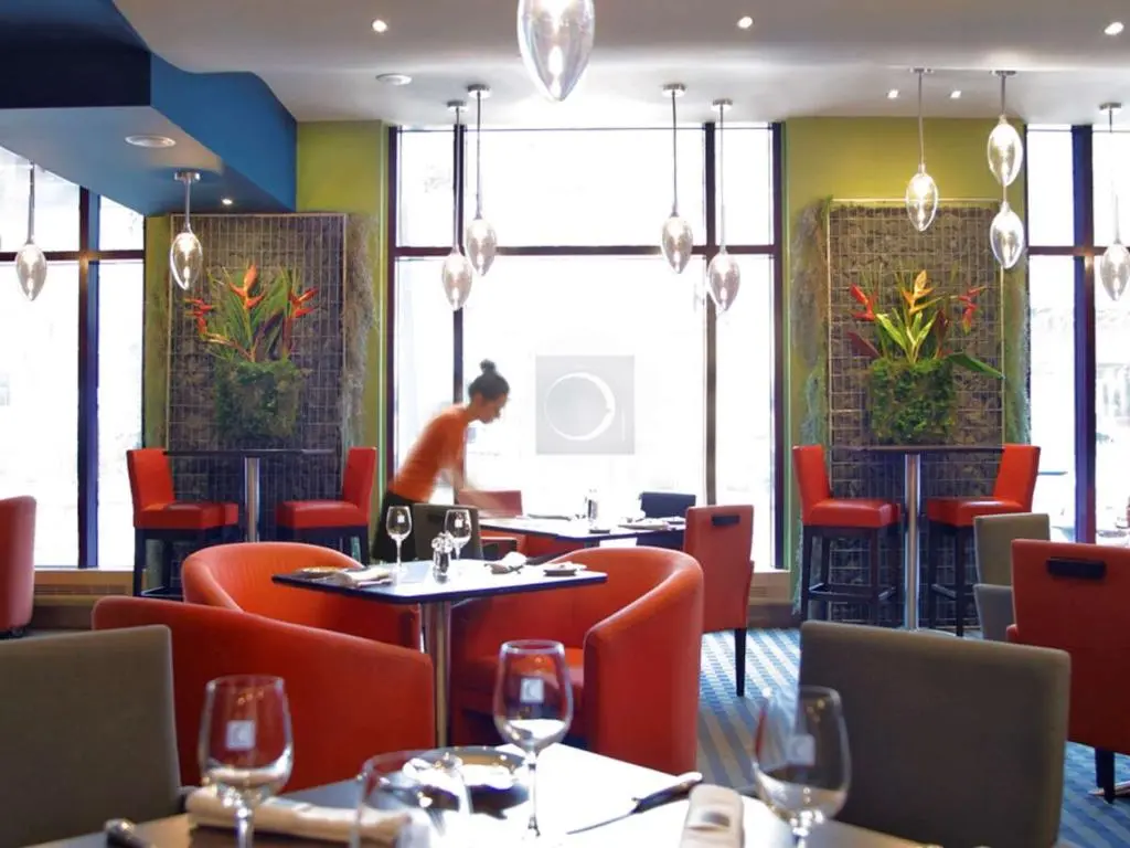 Novotel-Montreal-Centre-3