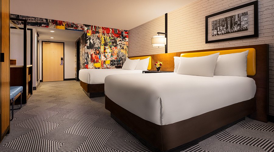 new-york-new-york-hotel-room